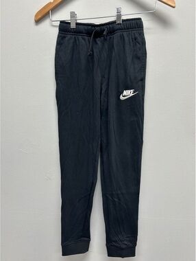 Nike Youth Standard Fit Black Jogger Sweatpants with Logo